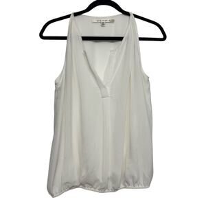 Max Studio White Sleeveless V-Neck Blouse Womens Small Minimalist Chic‎ Workwear